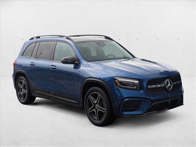 Photo of 2025 Starling Blue Metallic Mercedes-Benz GLB 250