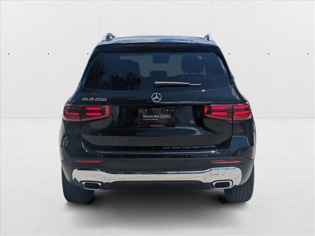 Photo of 2025 Night Black Mercedes-Benz GLB 250