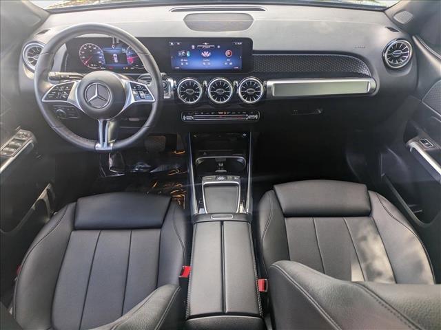 Photo of 2025 Night Black Mercedes-Benz GLB 250