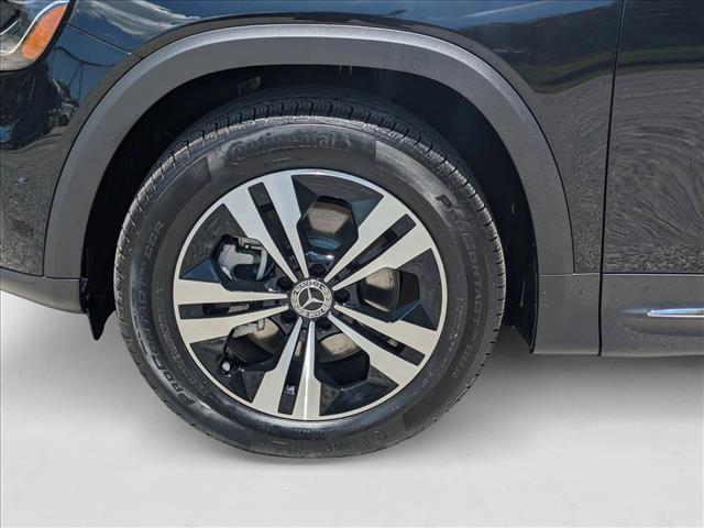 Photo of 2025 Night Black Mercedes-Benz GLB 250