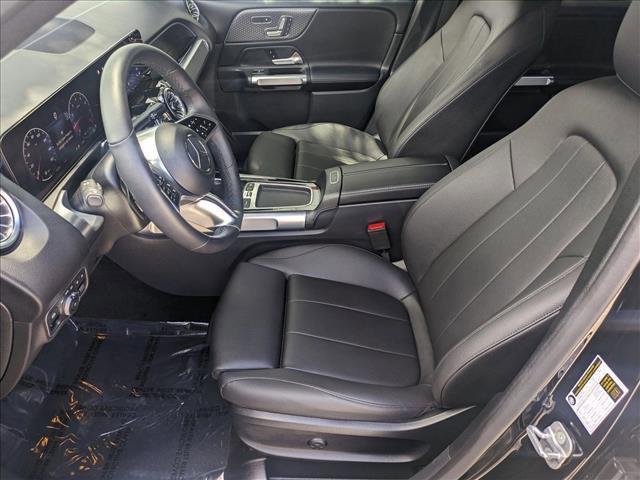 Photo of 2025 Night Black Mercedes-Benz GLB 250