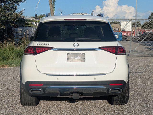 Photo of 2022 Polar White Mercedes-Benz GLE 350