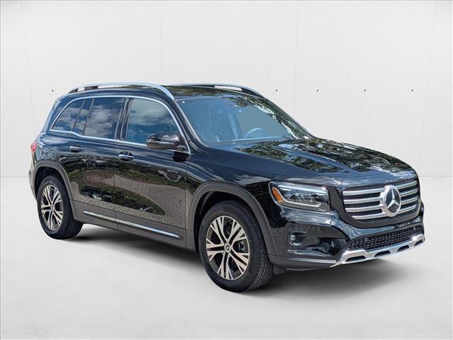 Photo of 2025 Night Black Mercedes-Benz GLB 250