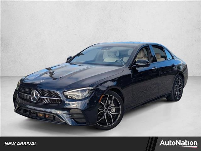 Photo of 2022 Nautical Blue Metallic Mercedes-Benz E-Class