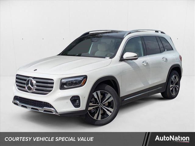 Photo of 2025 Polar White Mercedes-Benz GLB 250