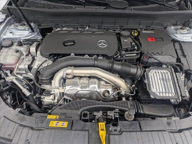 Photo of 2025 Cirrus Silver Metallic Mercedes-Benz GLB 250