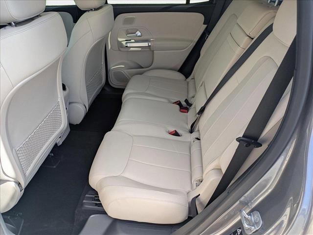 Photo of 2025 Mountain Grey Metallic Mercedes-Benz GLB 250