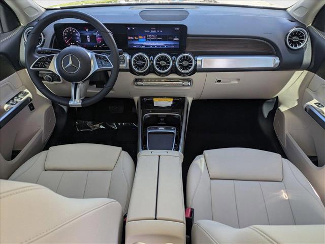 Photo of 2025 Mountain Grey Metallic Mercedes-Benz GLB 250