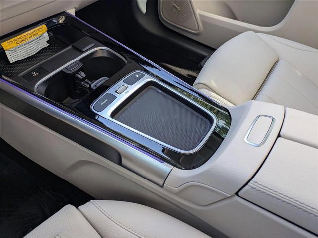 Photo of 2025 Mountain Grey Metallic Mercedes-Benz GLB 250
