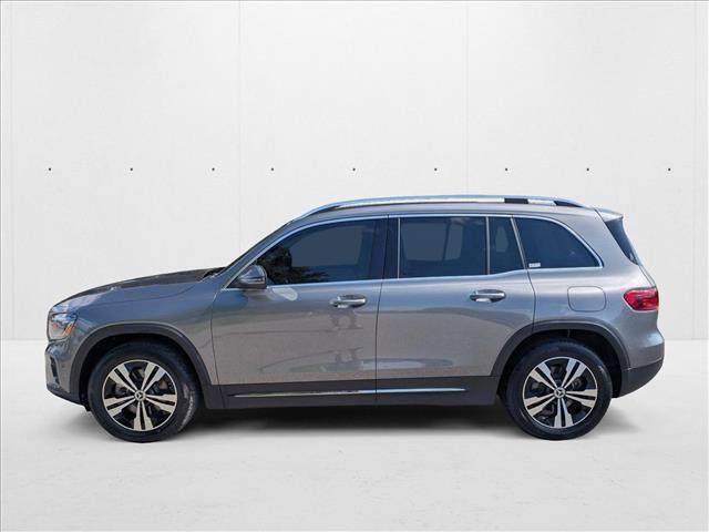 Photo of 2025 Mountain Grey Metallic Mercedes-Benz GLB 250
