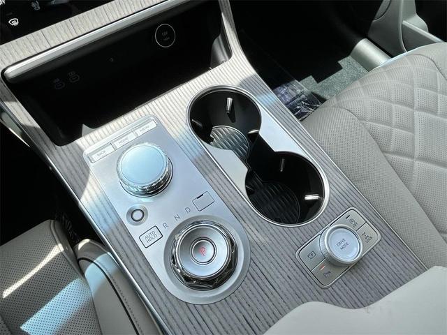 Photo of 2025 Savile Silver Genesis GV80