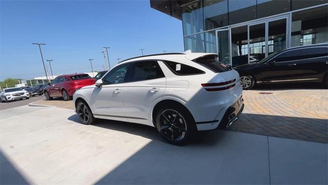 Photo of 2026 Uyuni White Genesis GV70