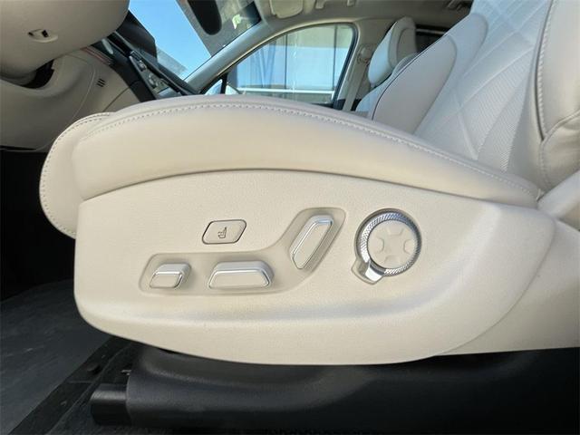 Photo of 2025 Savile Silver Genesis GV80