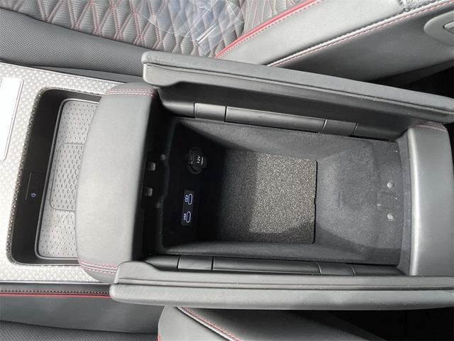 Photo of 2025 Savile Silver Genesis G80