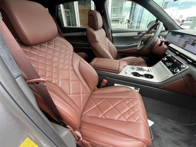 Photo of 2025 Savile Silver Genesis GV80