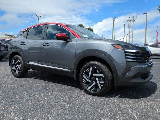 Photo of 2026 Gun Metallic/Scarlet Ember Tintcoat Nissan Kicks