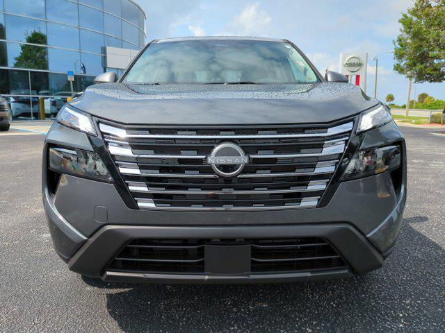 Photo of 2025 Gun Metallic Nissan Rogue