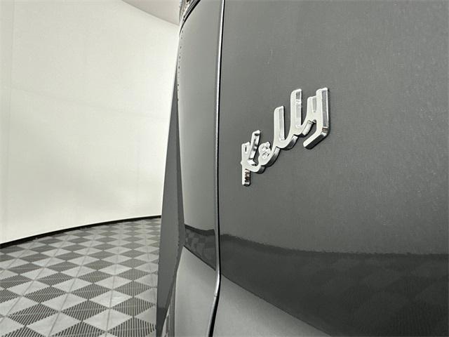 Photo of 2025 Gun Metallic Nissan Pathfinder