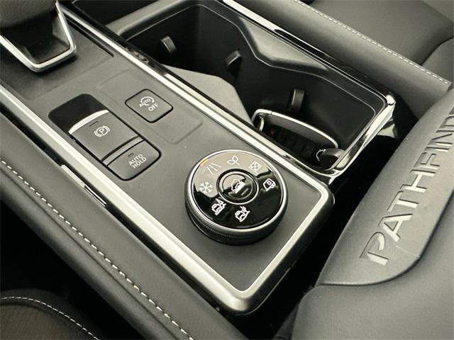 Photo of 2025 Gun Metallic Nissan Pathfinder
