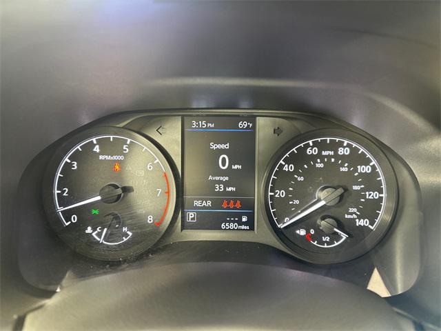 Photo of 2025 Glacier White Nissan Altima
