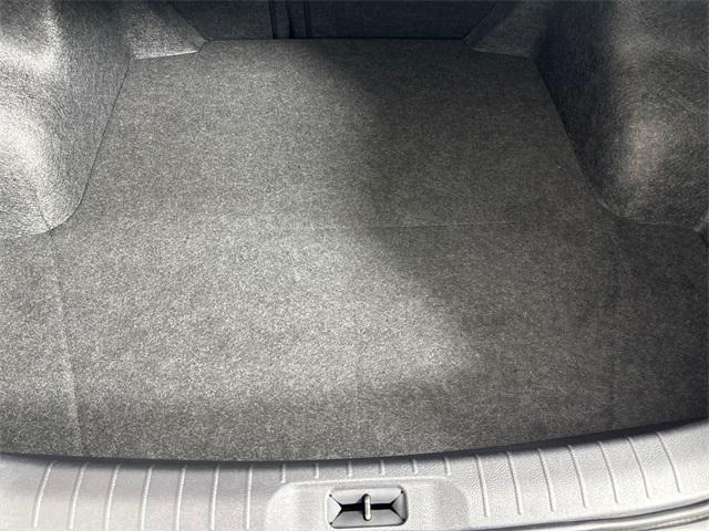 Photo of 2025 Glacier White Nissan Altima