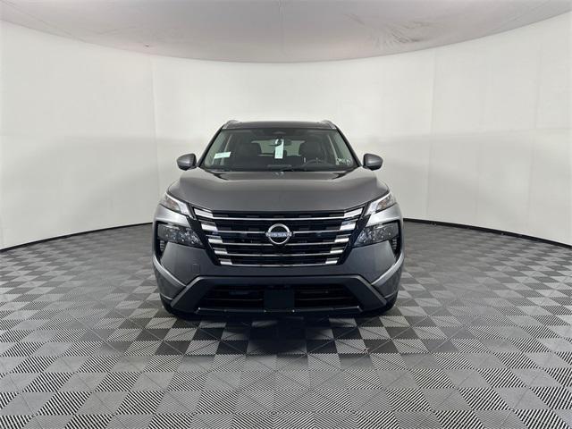 Photo of 2026 Gun Metallic Nissan Rogue