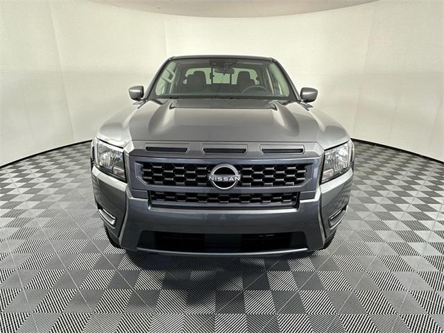 Photo of 2025 Gun Metallic Nissan Frontier