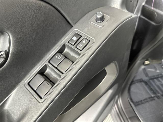 Photo of 2025 Gun Metallic Nissan Frontier