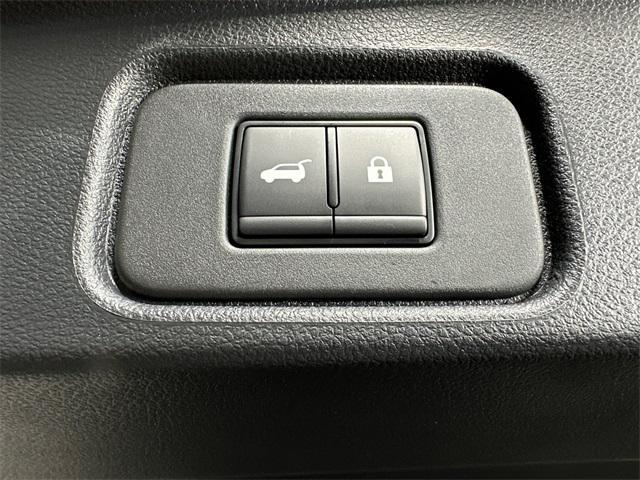Photo of 2025 Super Black Nissan Pathfinder