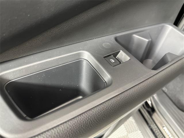 Photo of 2025 Super Black Nissan Pathfinder