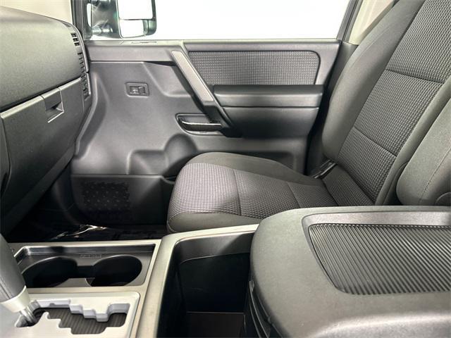 Photo of 2011 Smoke Nissan Titan