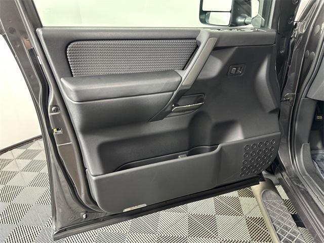 Photo of 2011 Smoke Nissan Titan