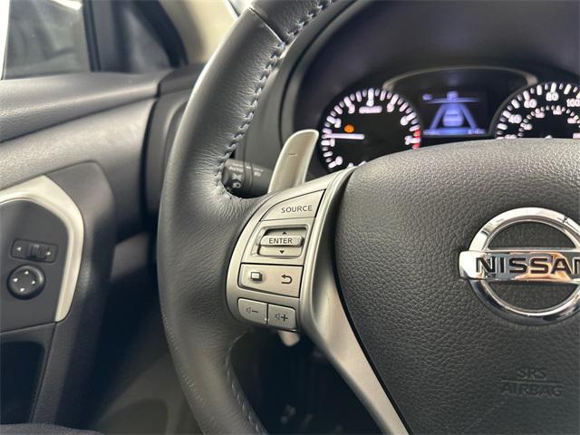 Photo of 2017 Gun Metallic Nissan Altima