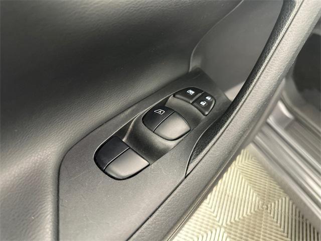 Photo of 2017 Gun Metallic Nissan Altima