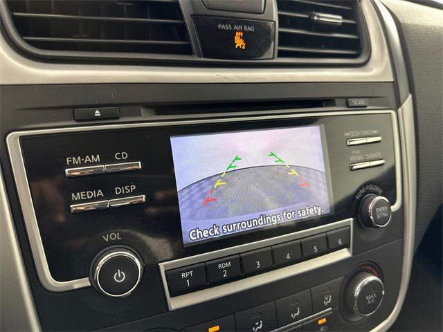 Photo of 2017 Gun Metallic Nissan Altima