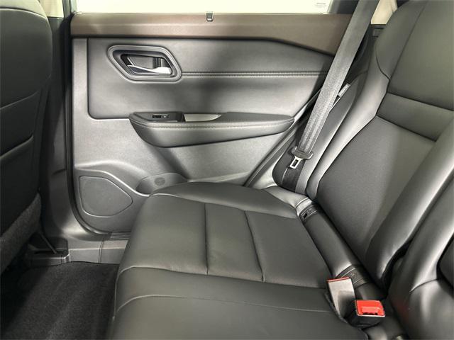 Photo of 2023 Gun Metallic Nissan Rogue