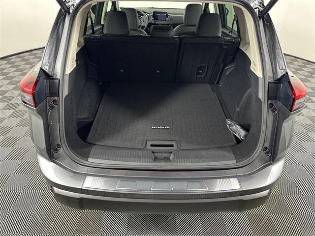 Photo of 2026 Gun Metallic Nissan Rogue