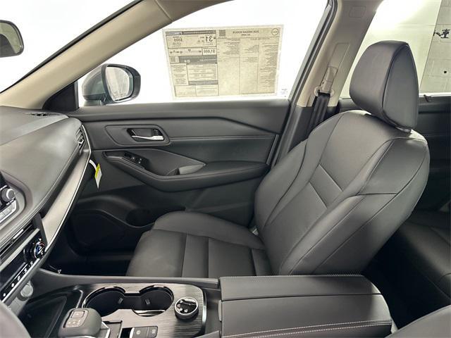 Photo of 2026 Gun Metallic Nissan Rogue