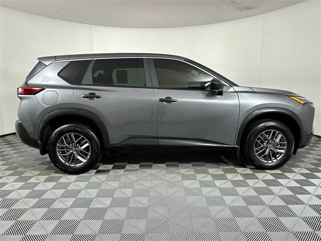 Photo of 2023 Gun Metallic Nissan Rogue