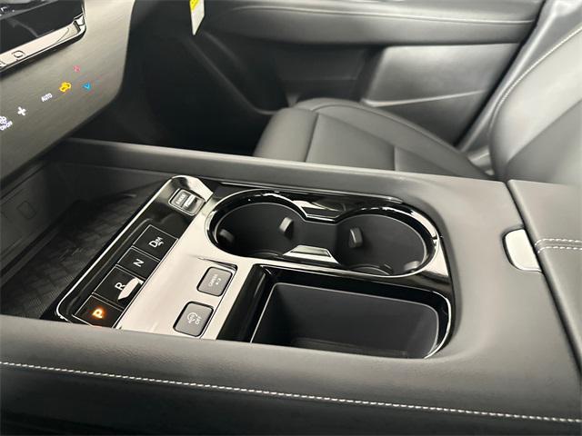 Photo of 2025 Super Black Nissan Murano