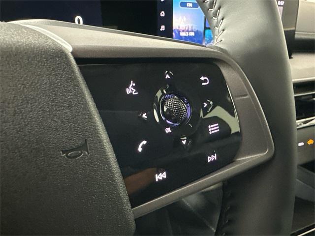 Photo of 2025 Super Black Nissan Murano