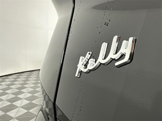 Photo of 2026 Super Black Nissan Rogue