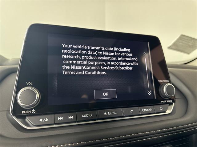 Photo of 2026 Super Black Nissan Rogue