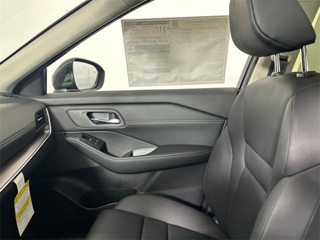 Photo of 2026 Super Black Nissan Rogue