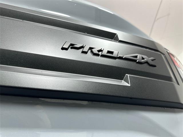 Photo of 2025 Boulder Gray Pearl Nissan Frontier