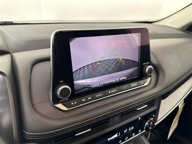 Photo of 2024 Brilliant Silver Metallic Nissan Rogue