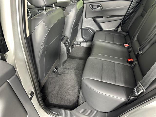 Photo of 2024 Brilliant Silver Metallic Nissan Rogue