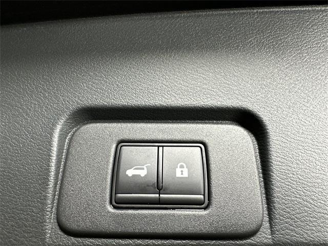 Photo of 2024 Brilliant Silver Metallic Nissan Rogue