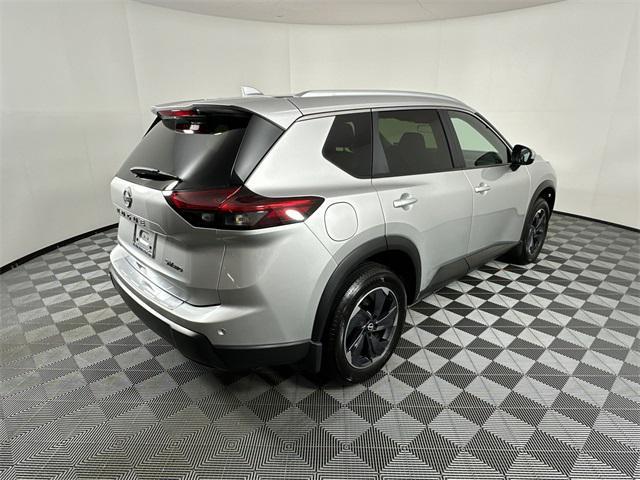 Photo of 2024 Brilliant Silver Metallic Nissan Rogue