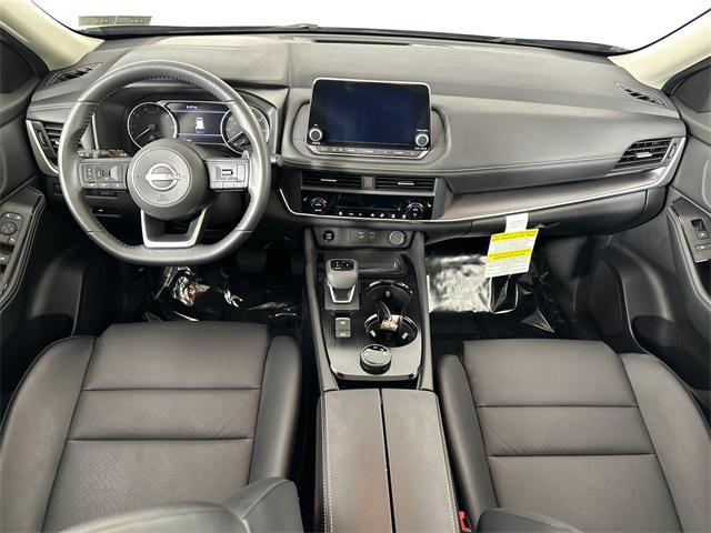 Photo of 2024 Brilliant Silver Metallic Nissan Rogue